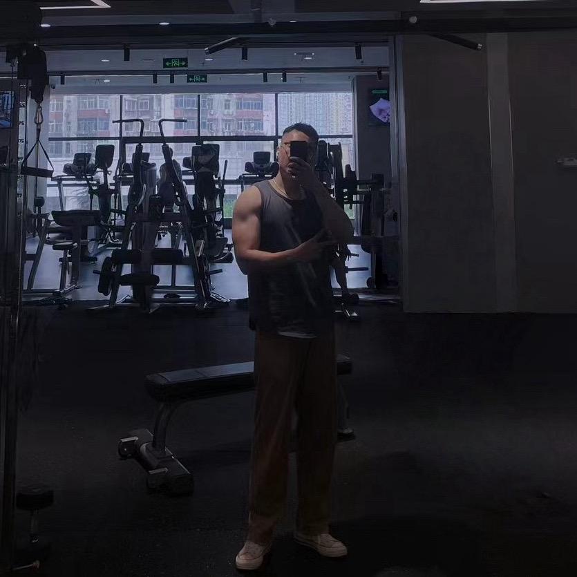 终脂站健身训练营（王益店）