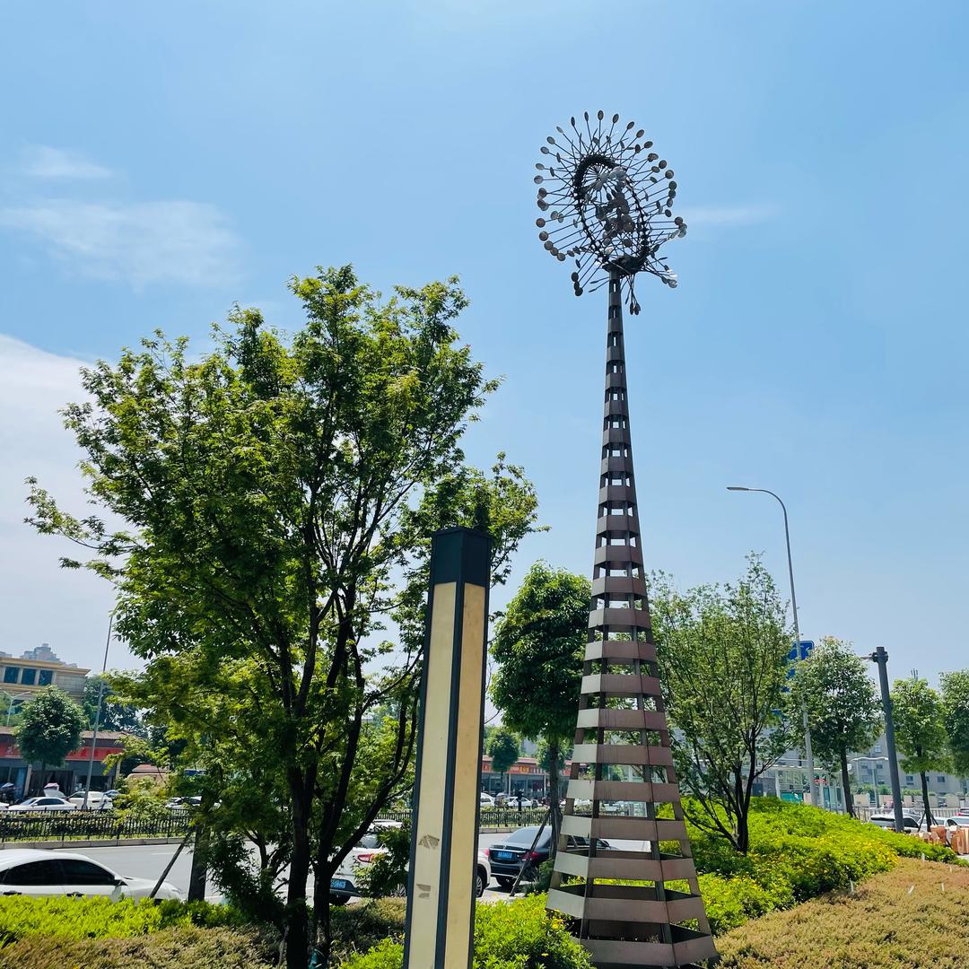 🐱月亮🌙湾湾