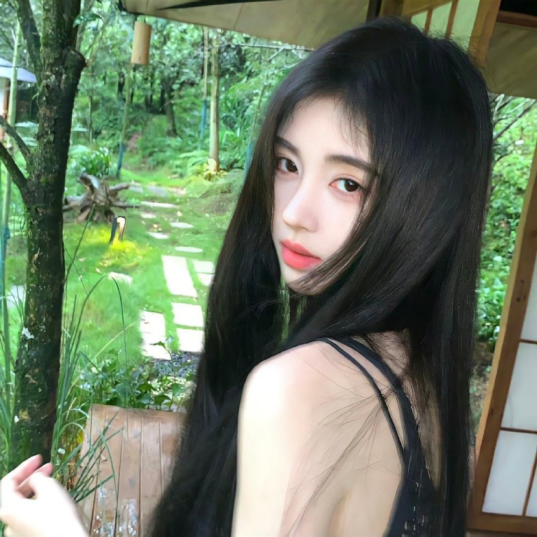 彤彤👑