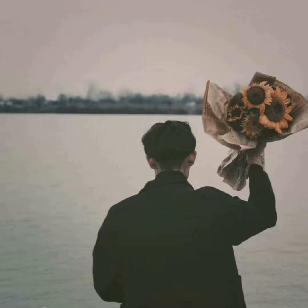 不爱打螺丝的修理工.