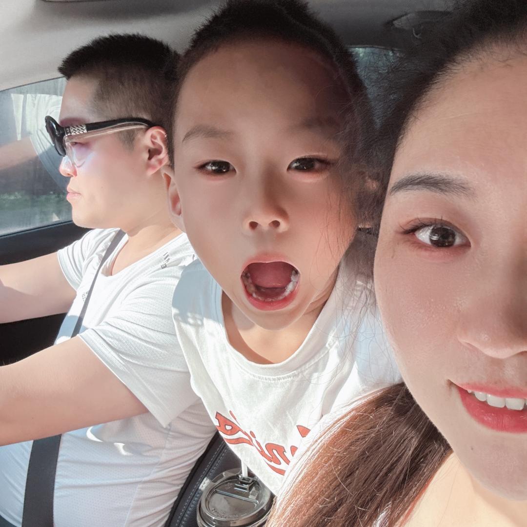 睡不醒的娜娜子