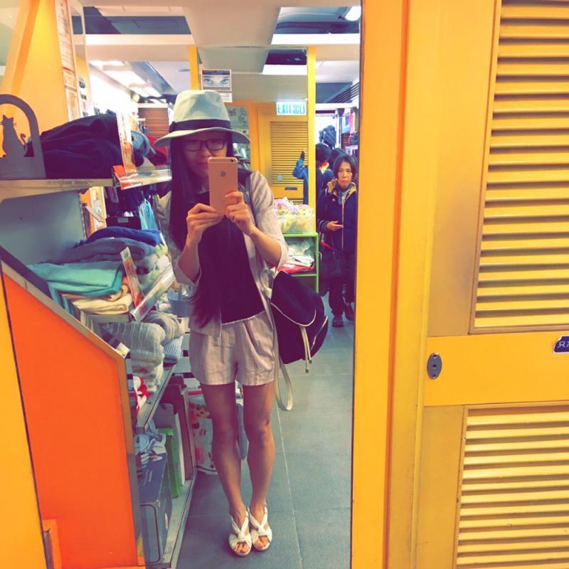 Gloria的纪实文学