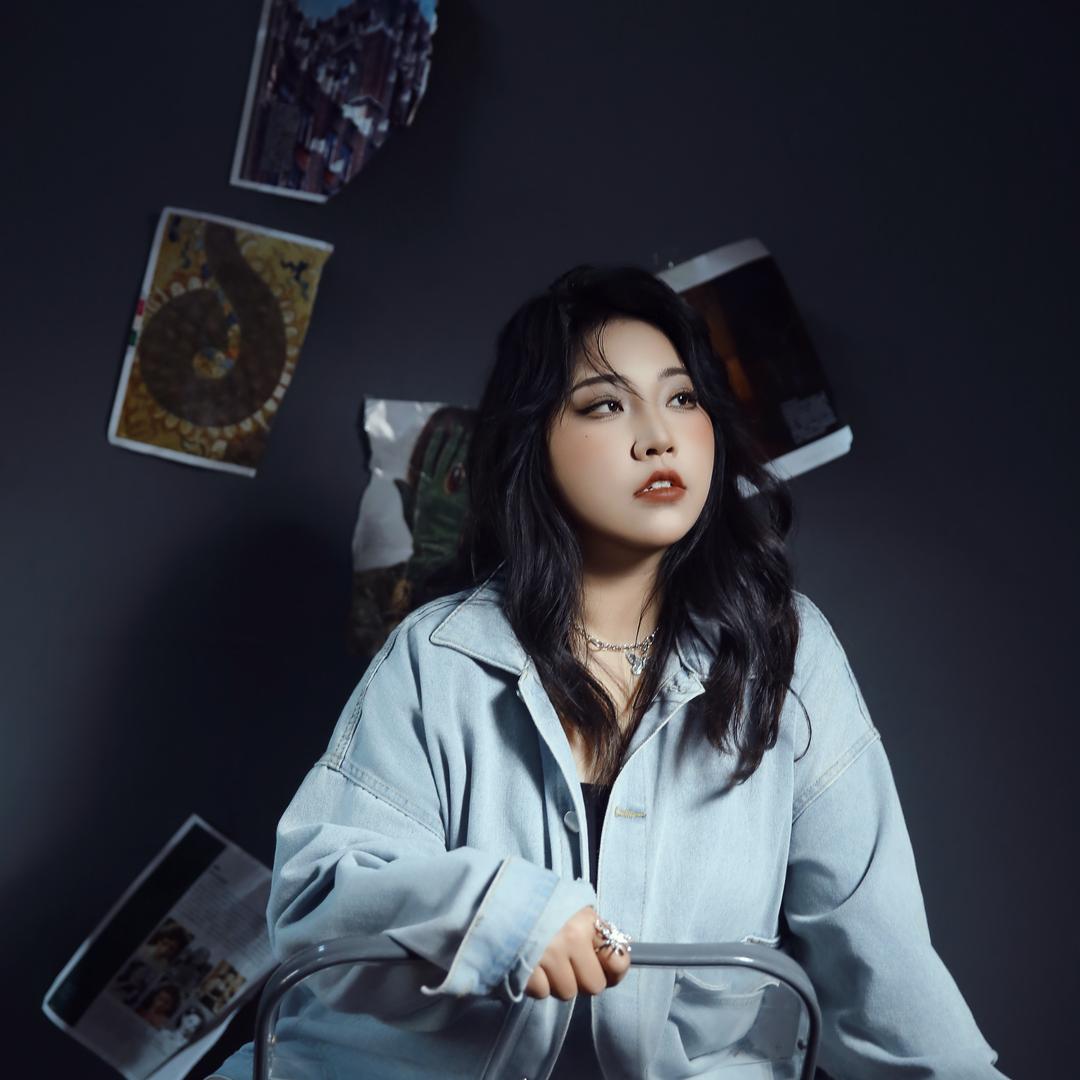 老航烧烤鲜蚝王小娇