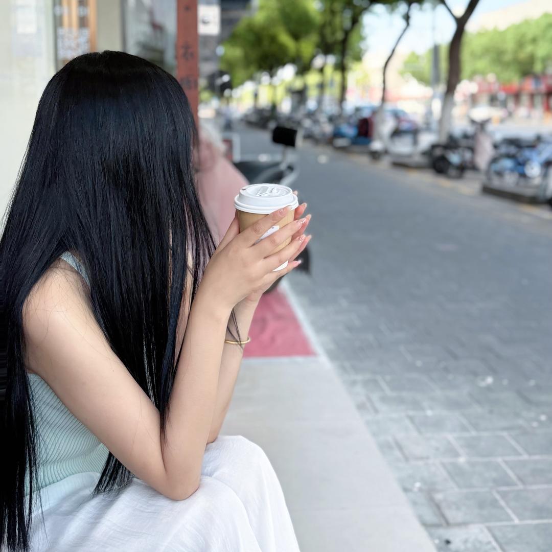 J·女装穿搭✌︎' ֊'