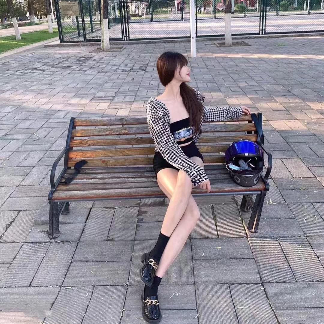 哈