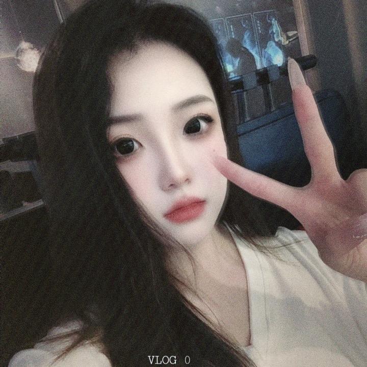 飘来一朵☁️