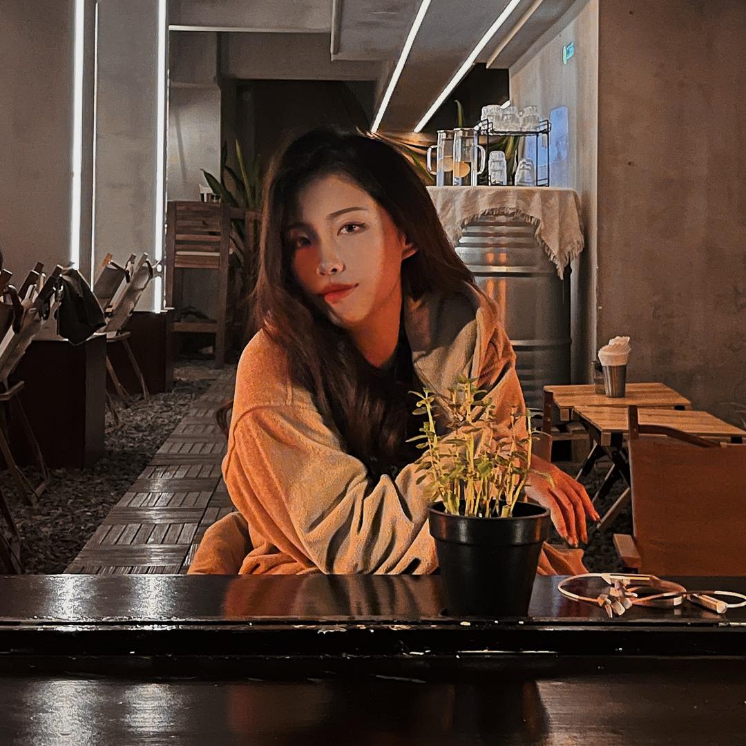 亿小梦