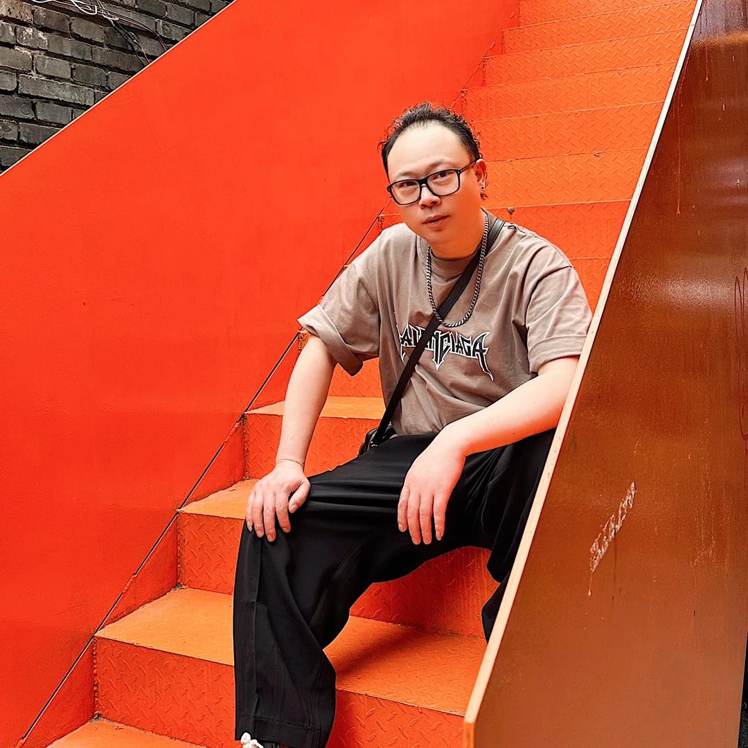 武汉蔡甸阿星造型奓山店