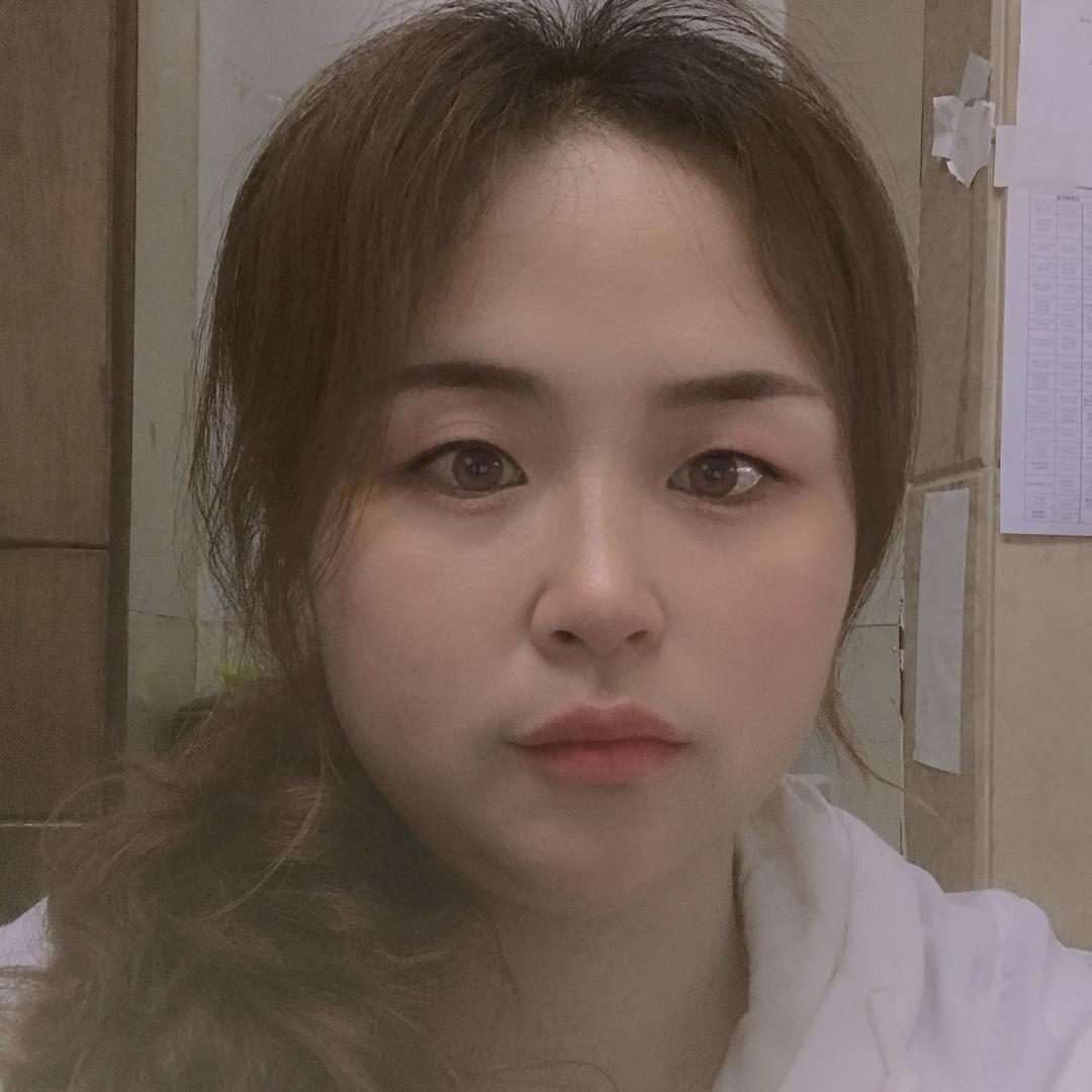 莫陌（橱窗有好物）