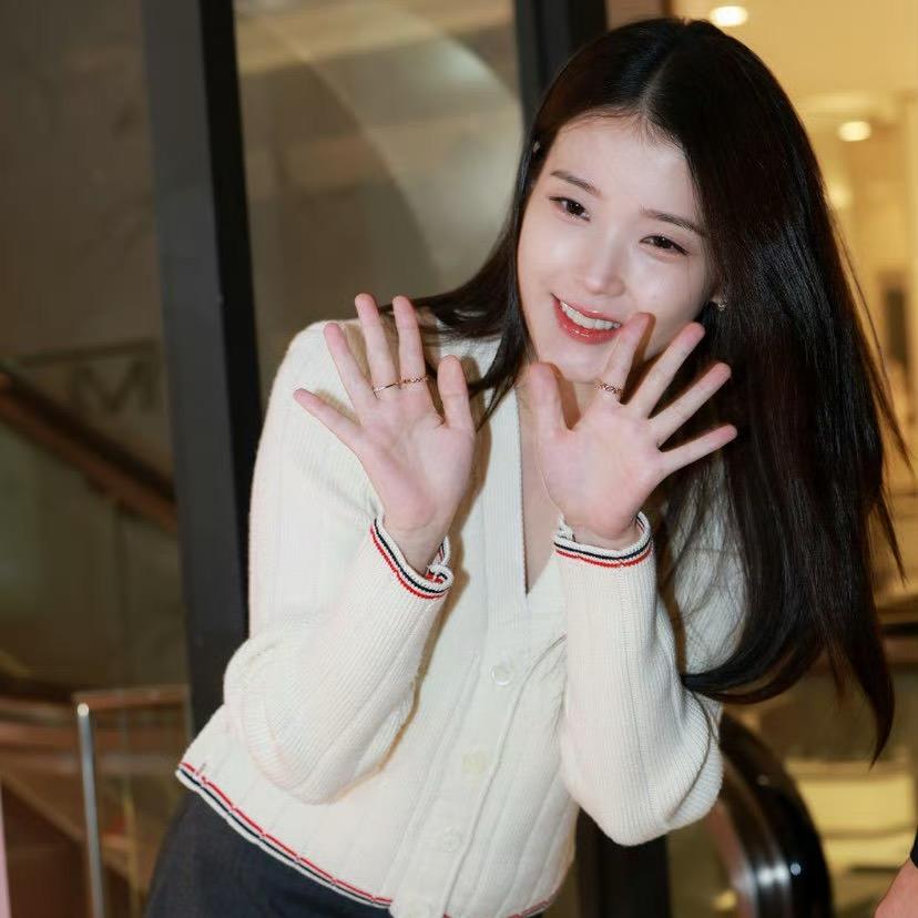 除了我都是猪🐷