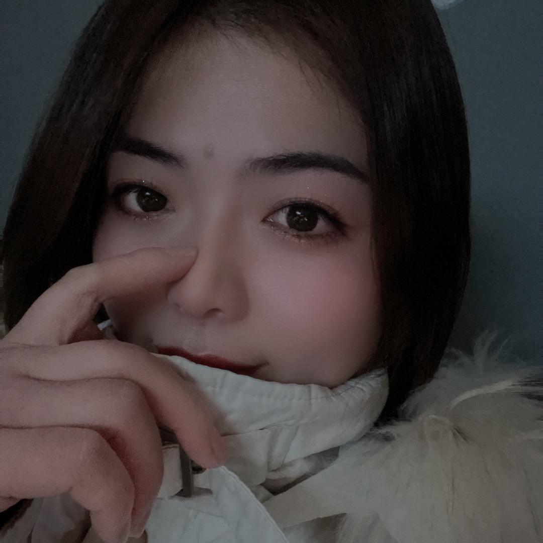 盈盈