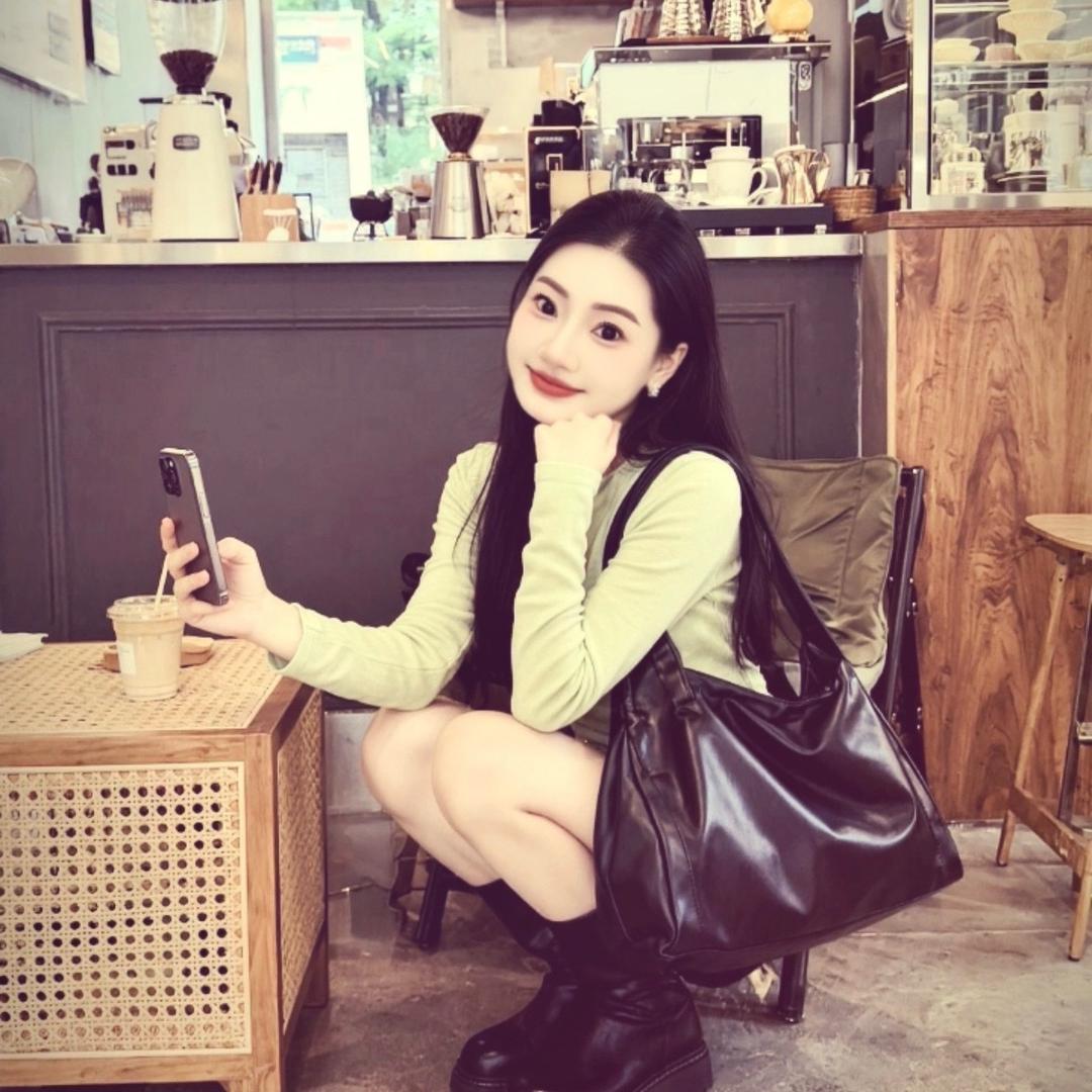 璐璐"