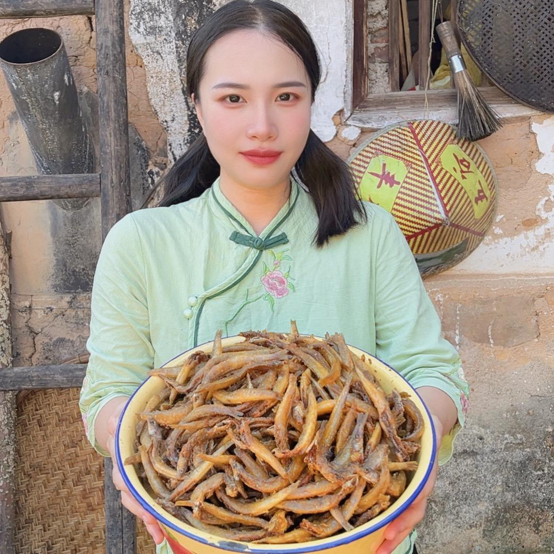猪猪女孩