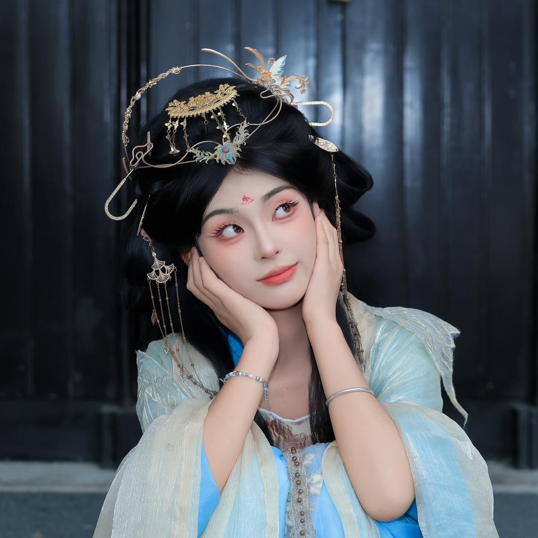 张鱼小丸子ಠ_ರೃ