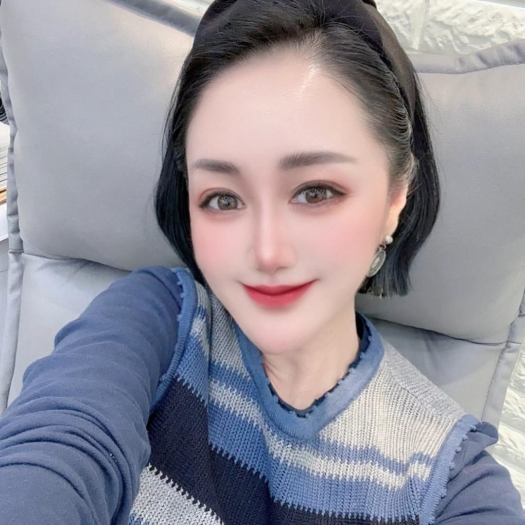 @小白“衣+1”