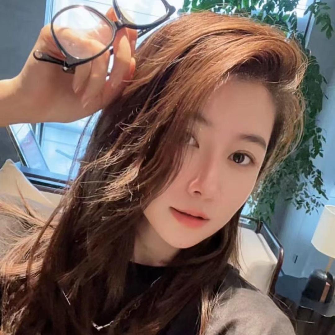 月月不吃鱼-穿搭分享