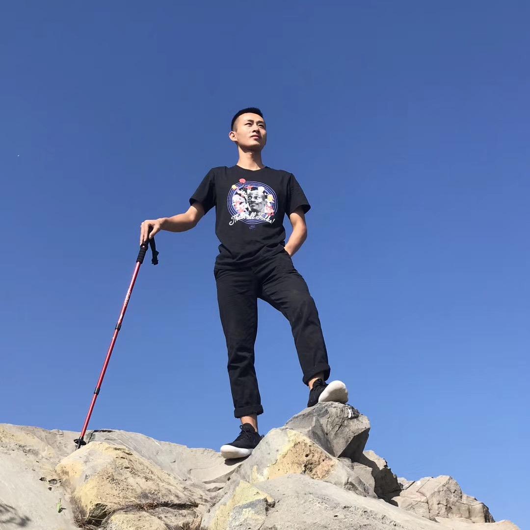 蜕变体培人 小志