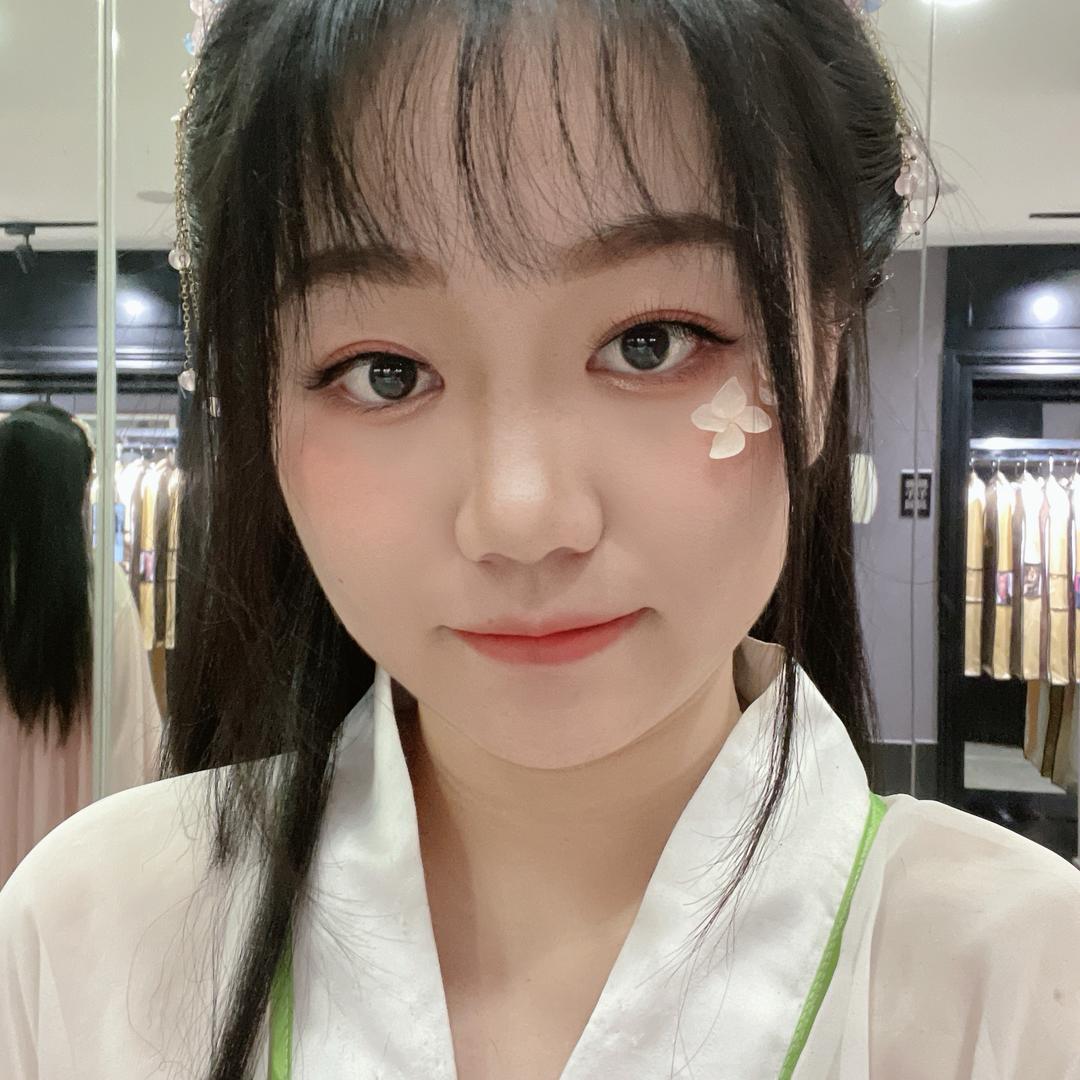 雅雅大码服饰