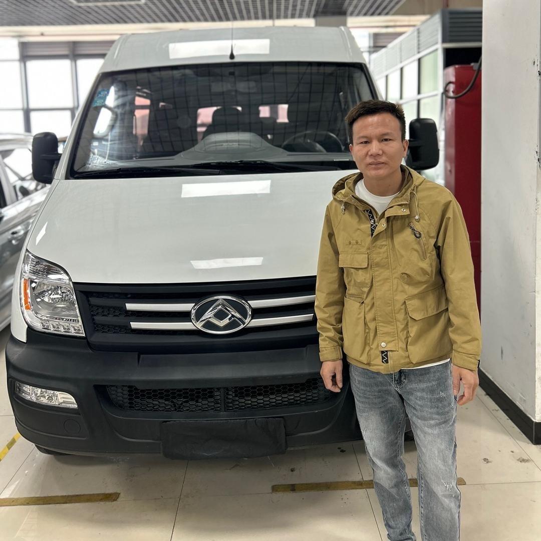 义乌市华兄二手车经纪有限公司