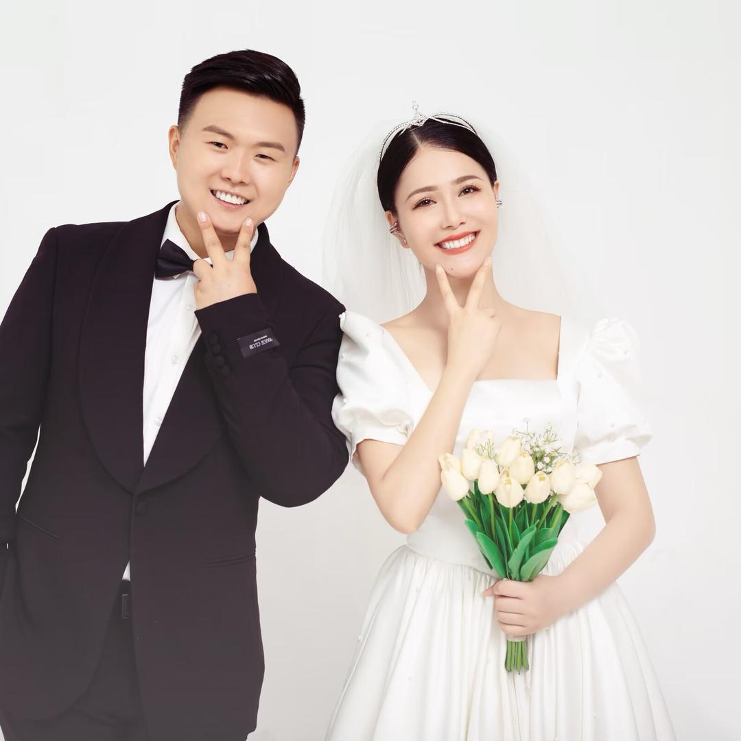 热阳夫妇旅居生活