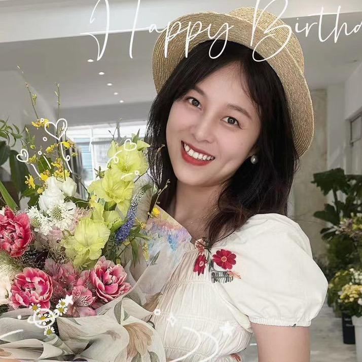 山秋传媒--蔡蔡