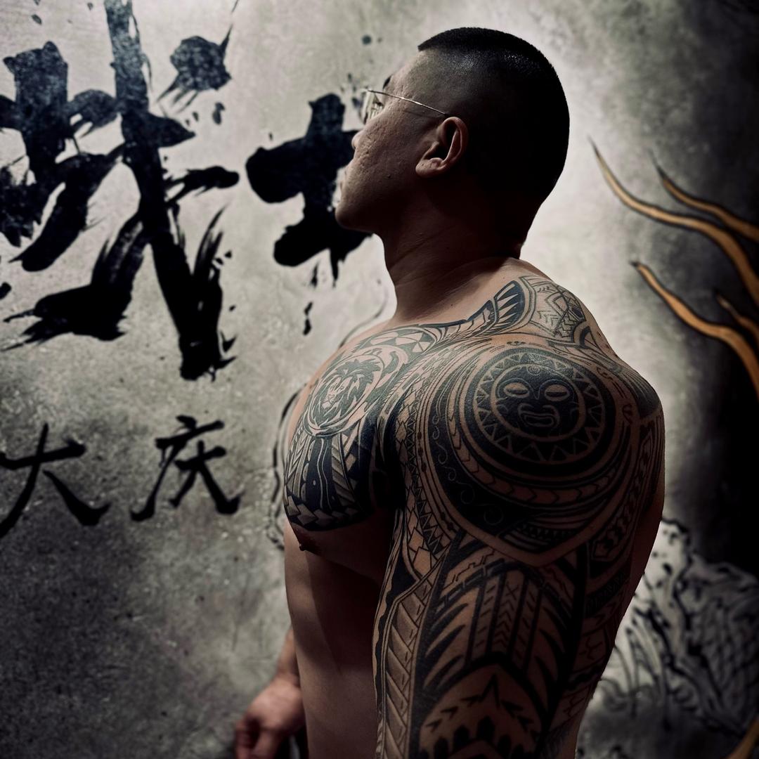 @波涛的大海游小于