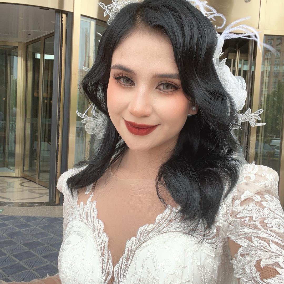 阿瓦提县Lara花艺术