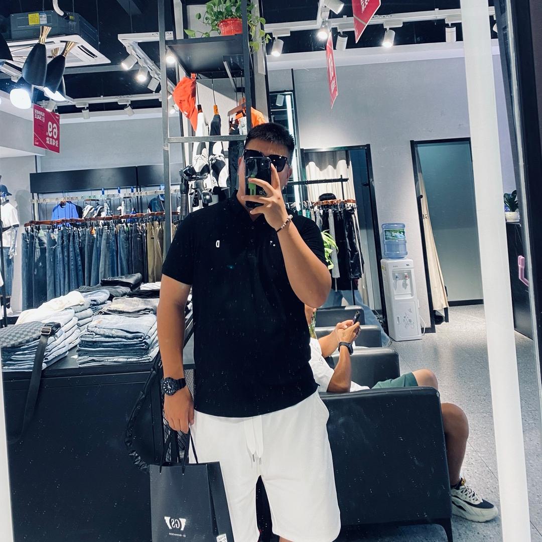 林摆摆（大周烤鸭清流水韵店）