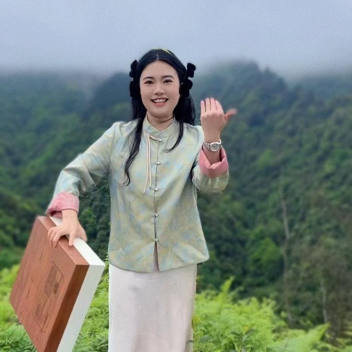 村村富（温大姐）