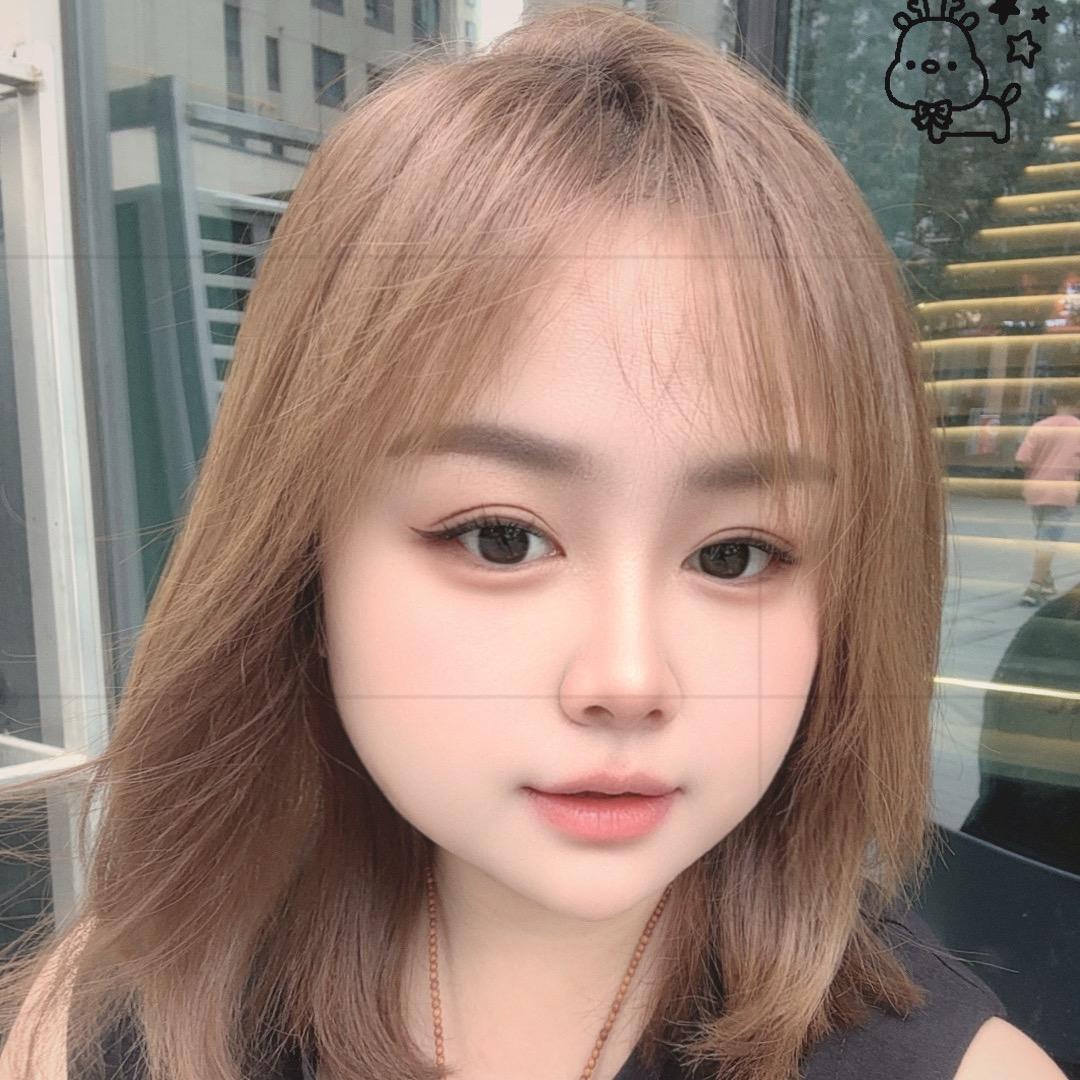 多财多亿ღ 小洁
