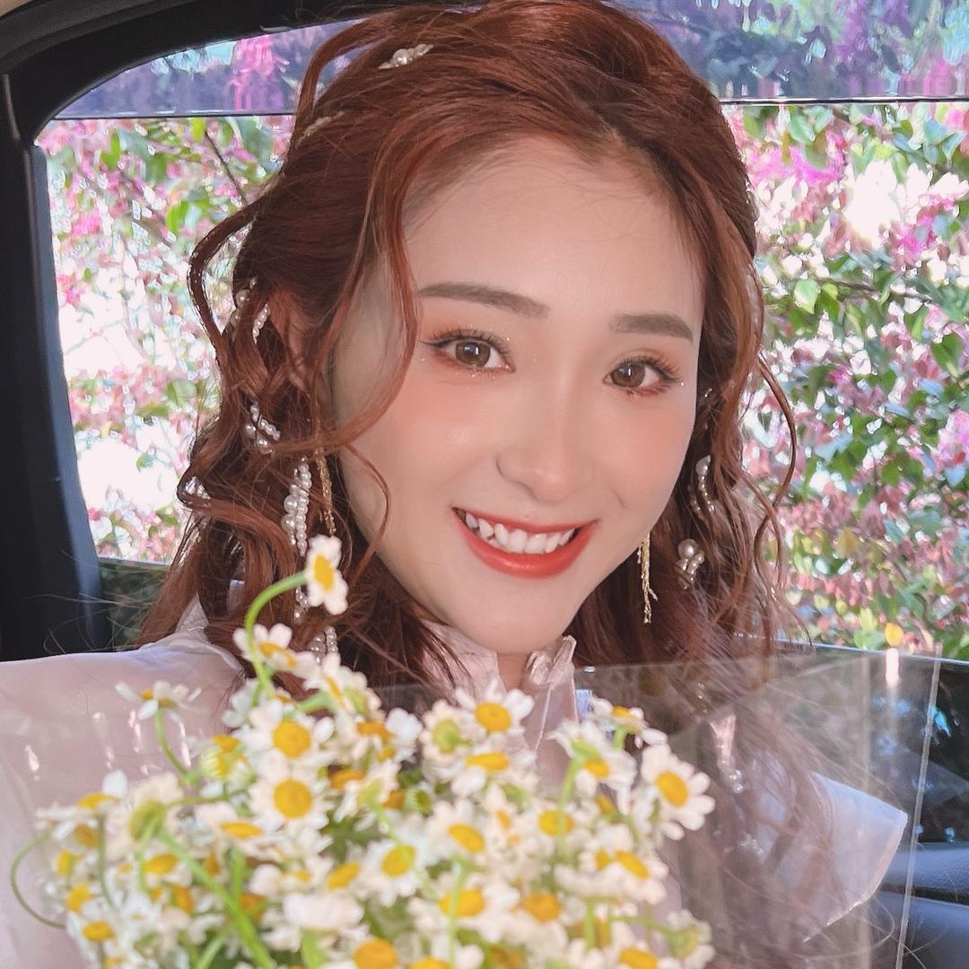 美美一家人