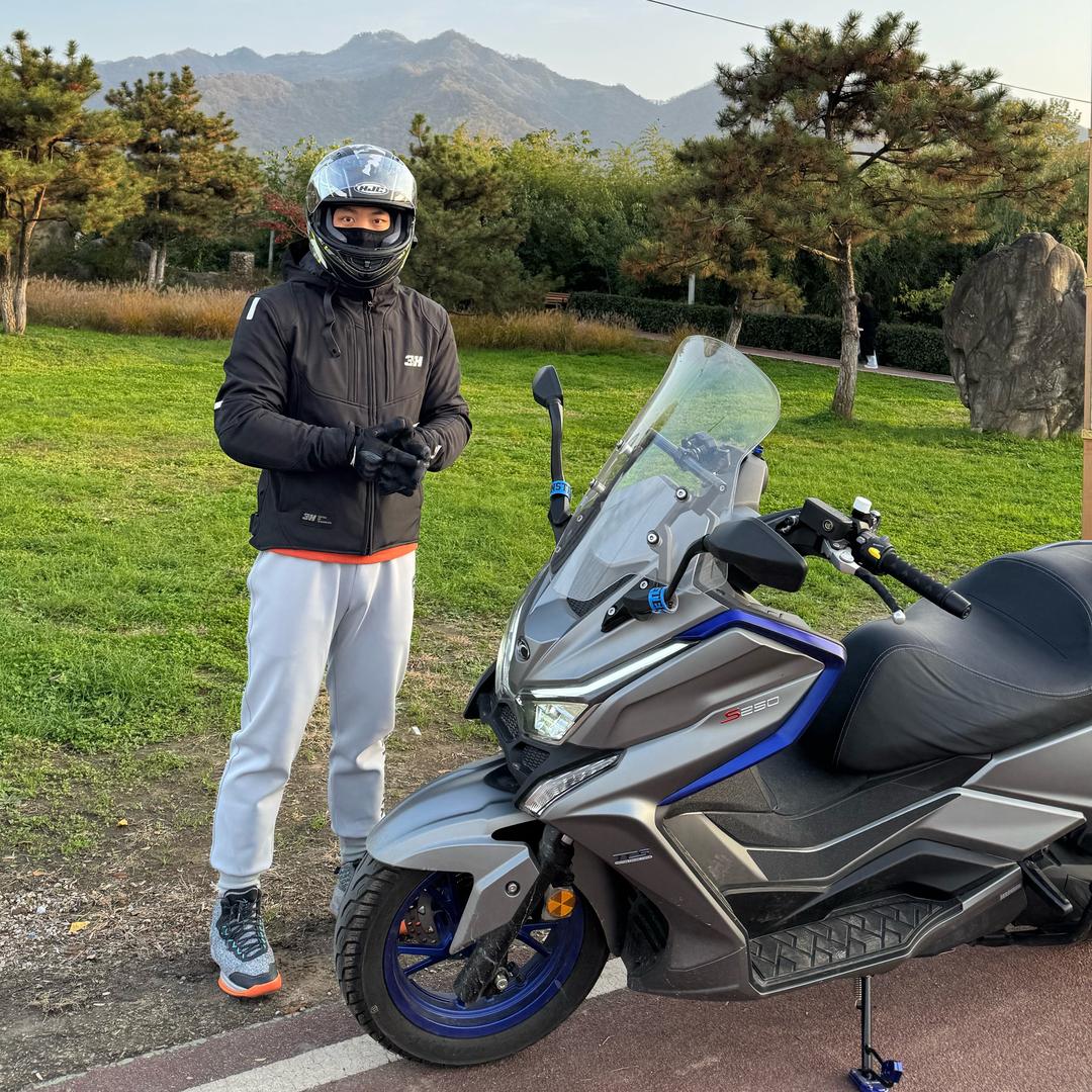 離 落.       🛵
