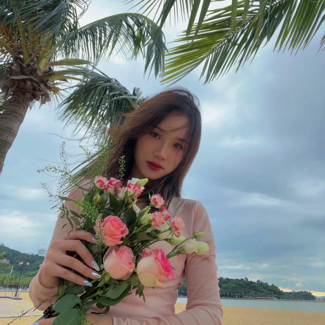 小尹