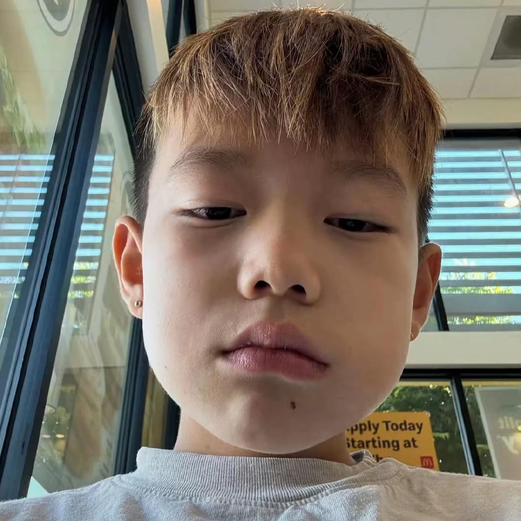 @伟
