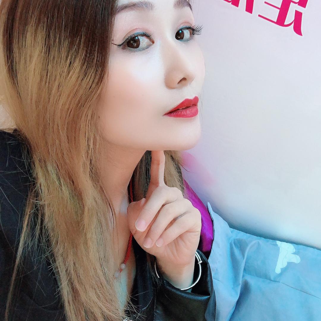 露露，，，