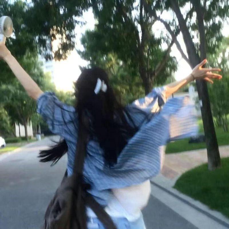 早点睡.