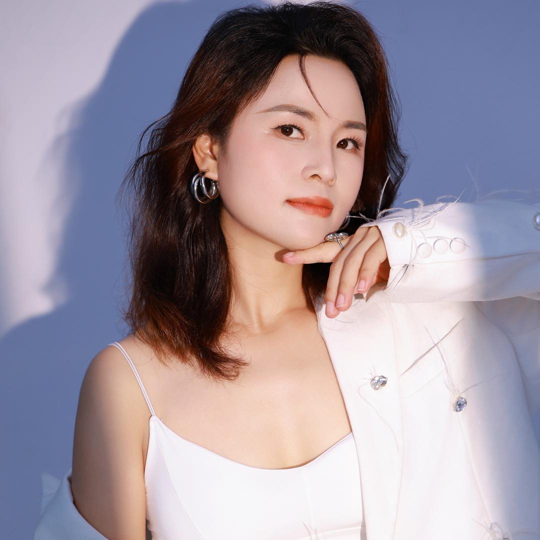 謝家千金专业袪斑养生调肤钰燕悦己美肤