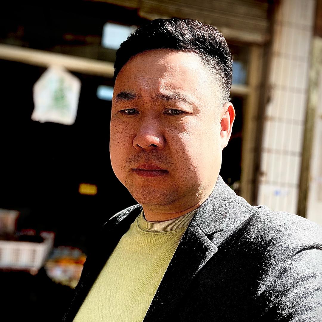 不优秀的张先生