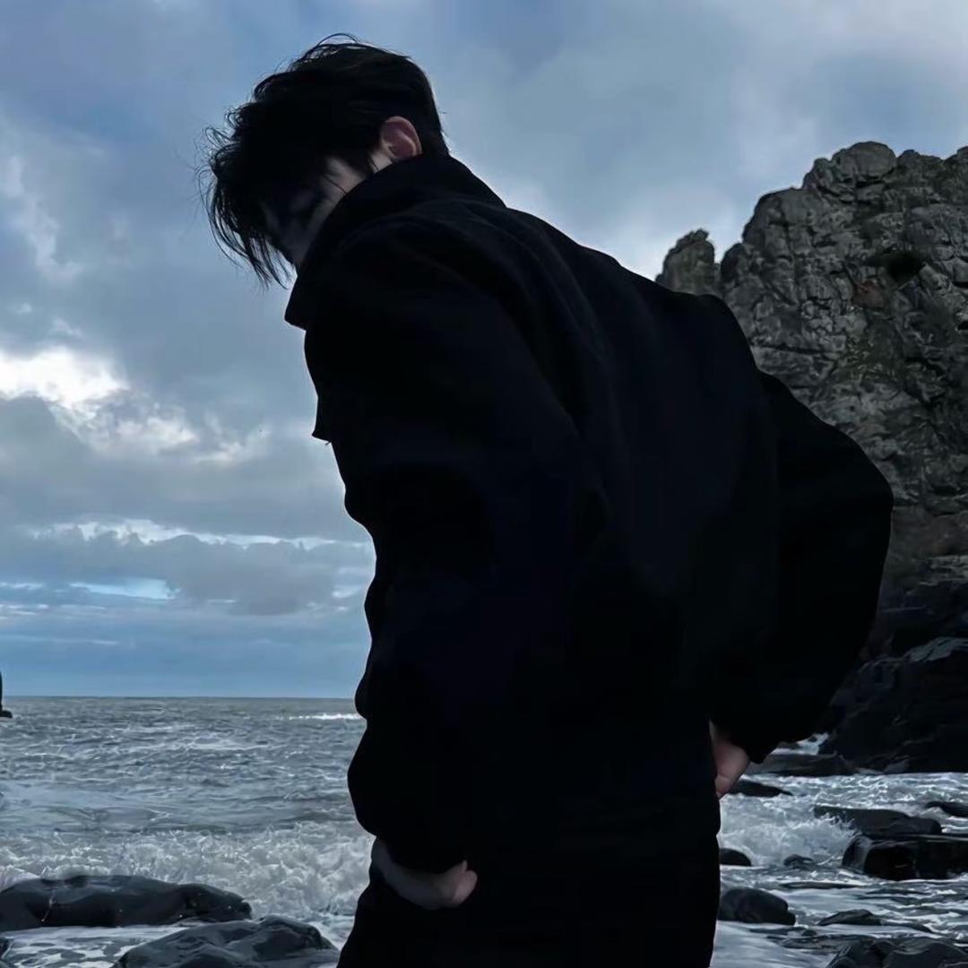 心碎男少