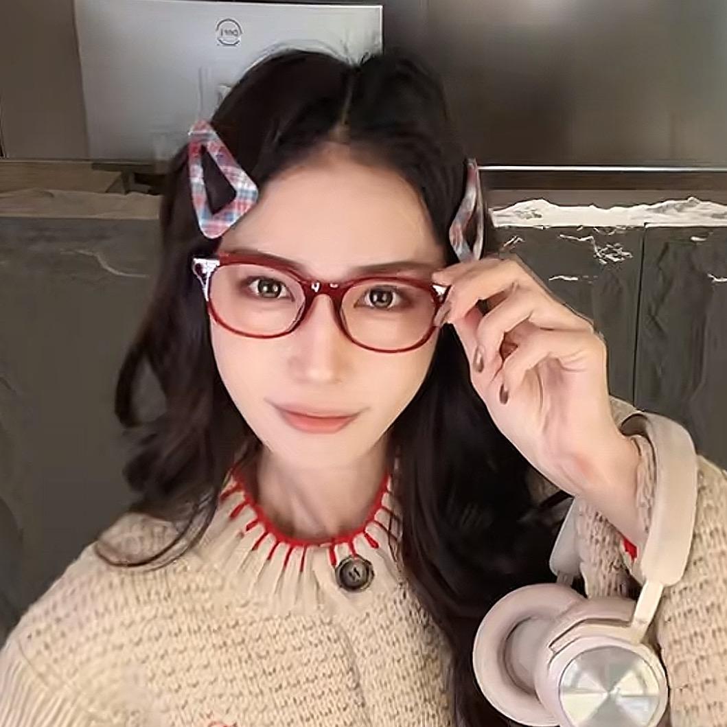 不理理-直播爆款