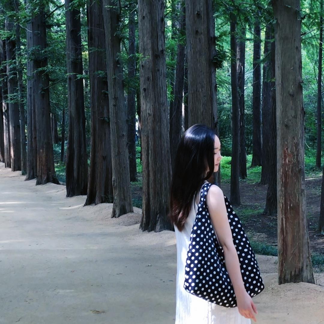 敏西西