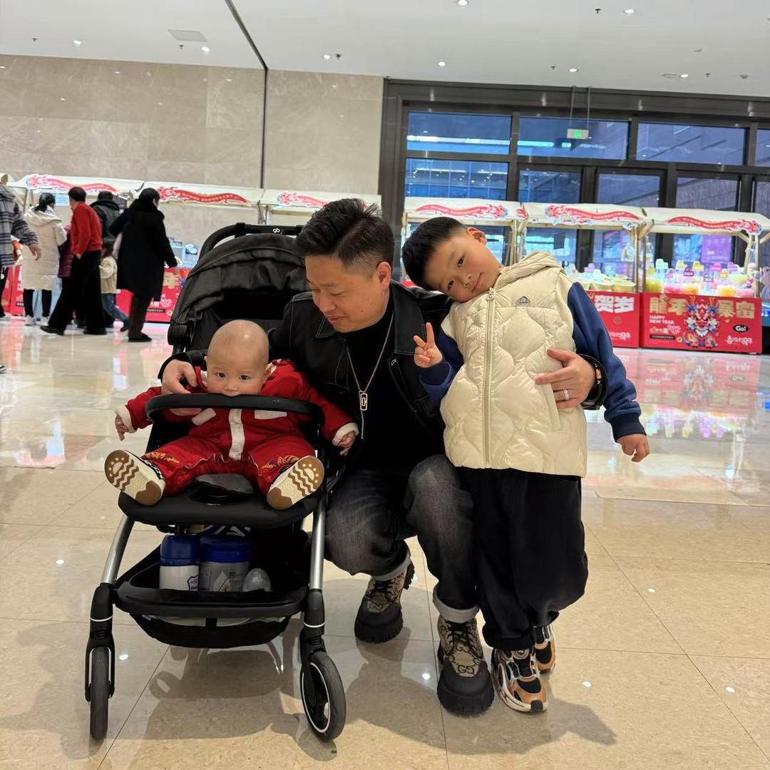 万美东东奢侈品回收