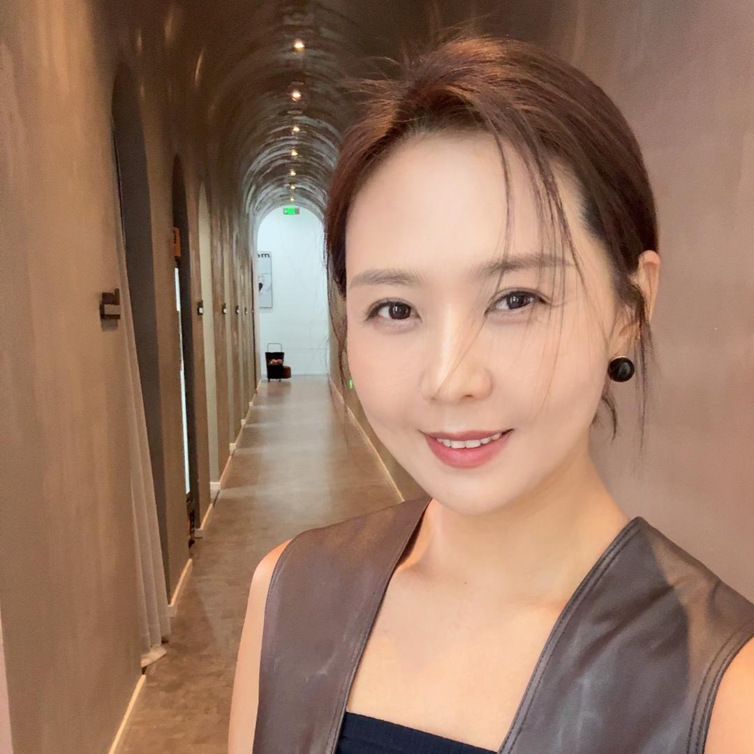 LiYan （橱窗营业中）