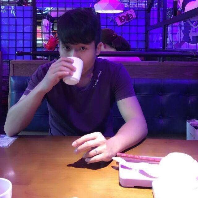 邹先生