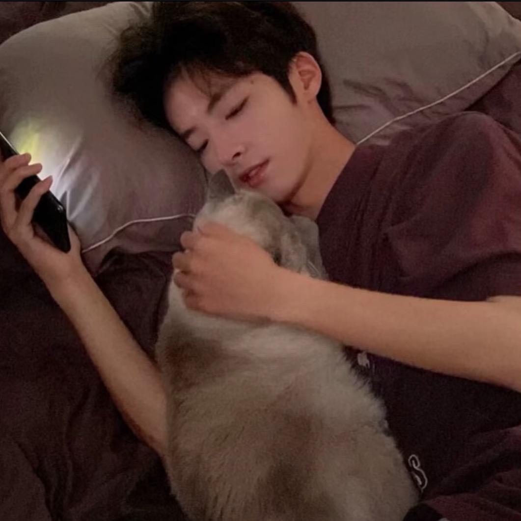 op小维（欧贝斯酒吧预定）