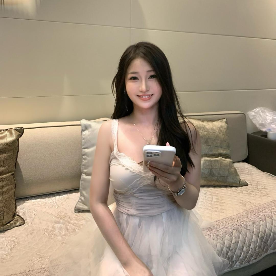 卖智界的恬恬