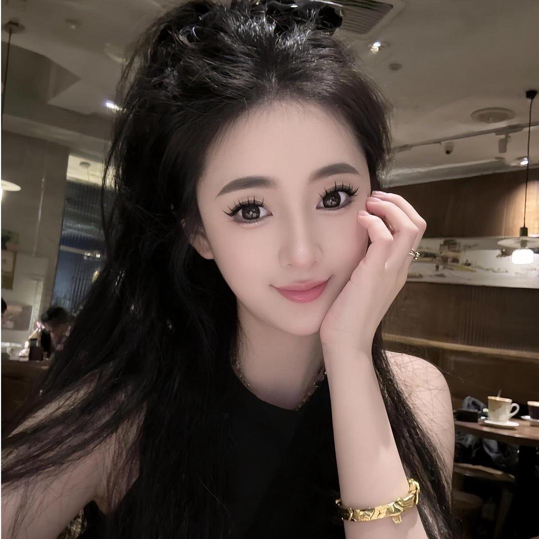 我只是周周