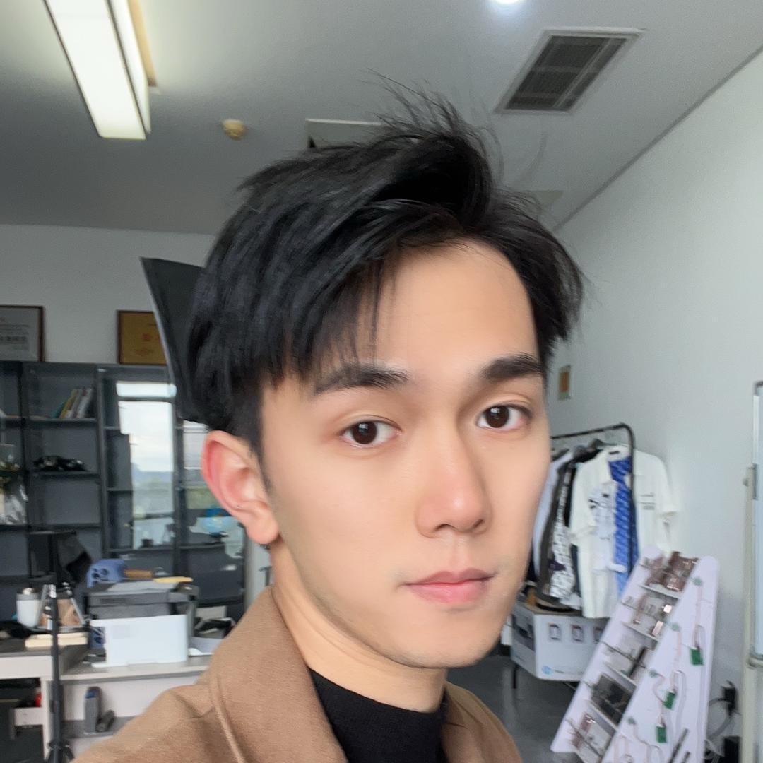 南京媒老板陈楠