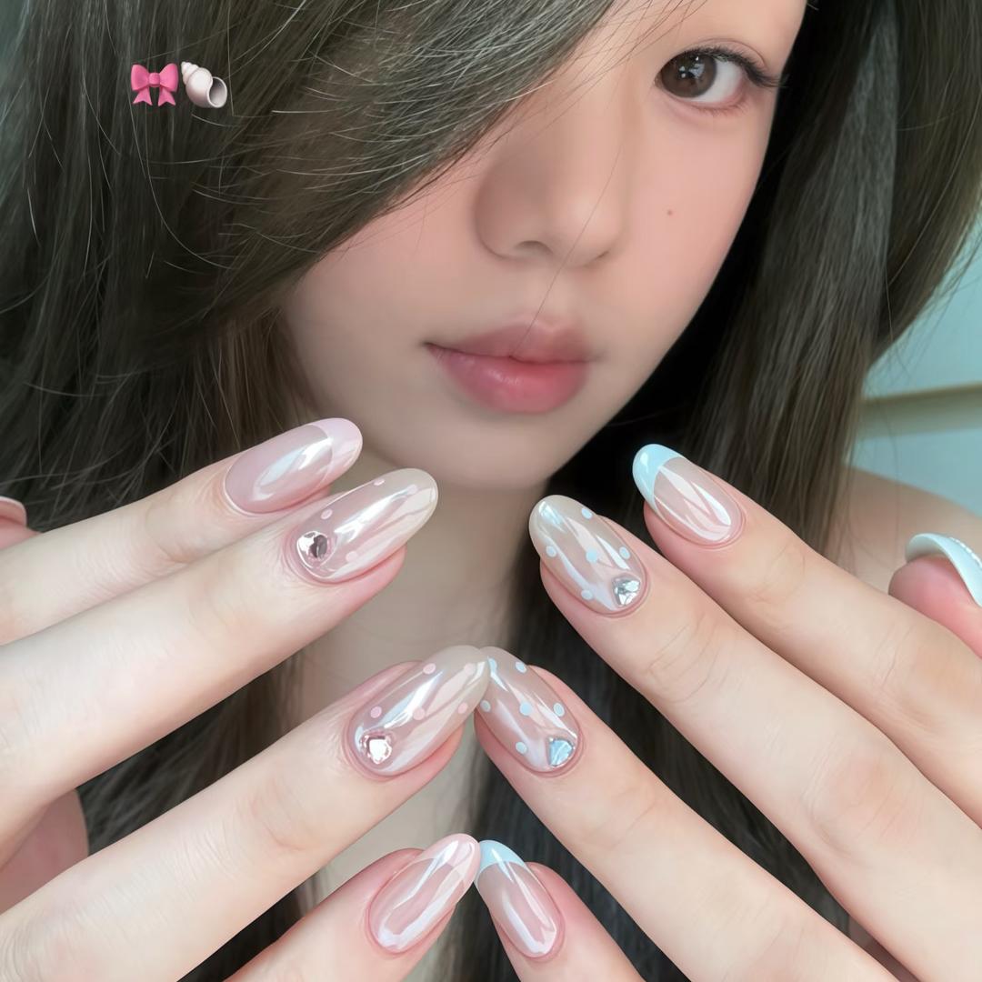 不怎么爱做美甲的美甲师