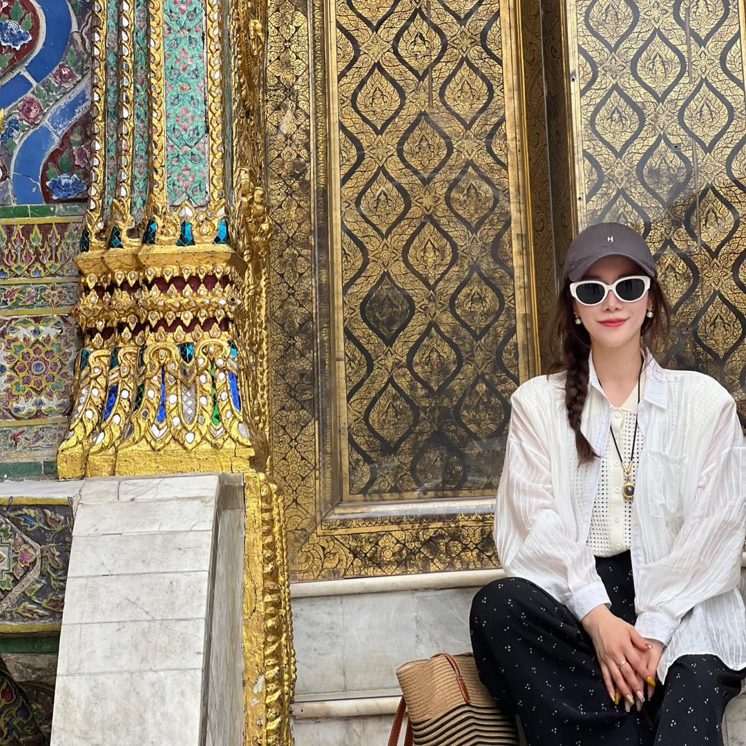 岱山县例外女装店